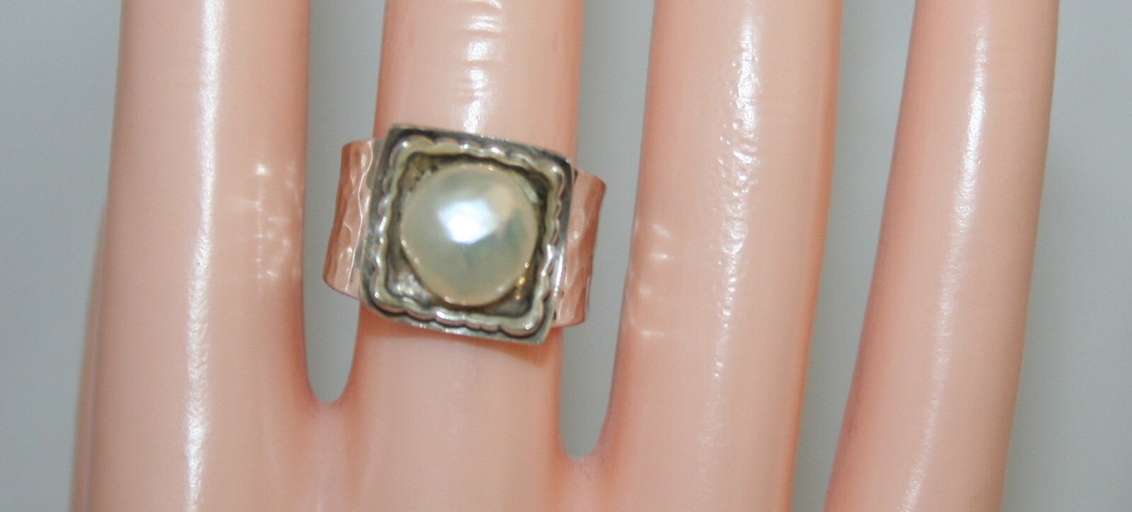 Silpada Sterling Silver Hammered Freshwater Pearl Ring R0898 SZ 6 3/4