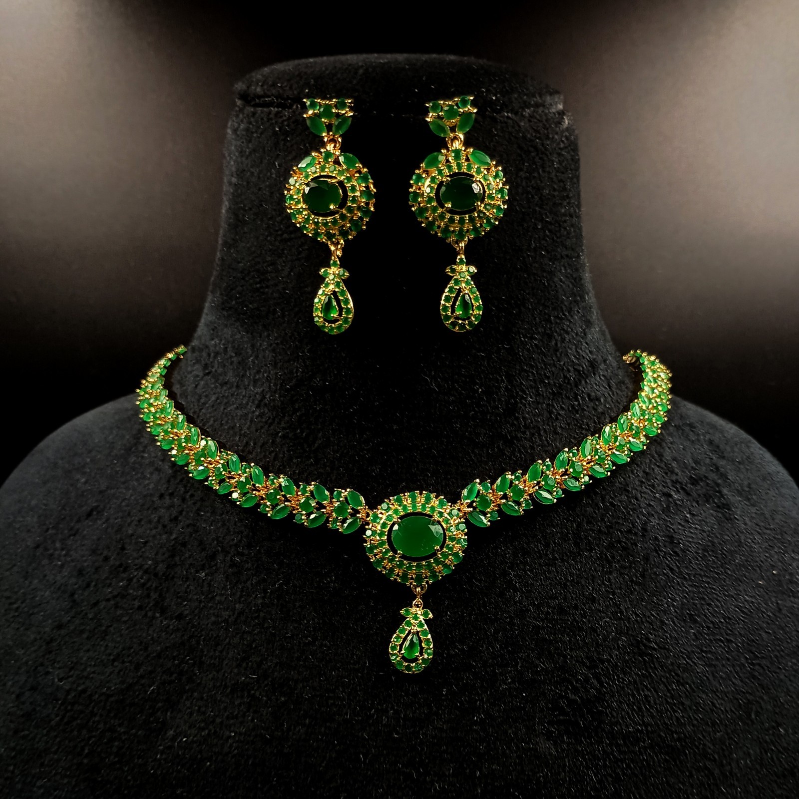 Vintage Long Emerald Statement Necklace Set 22K Gold Plated Oval Stone Earrings