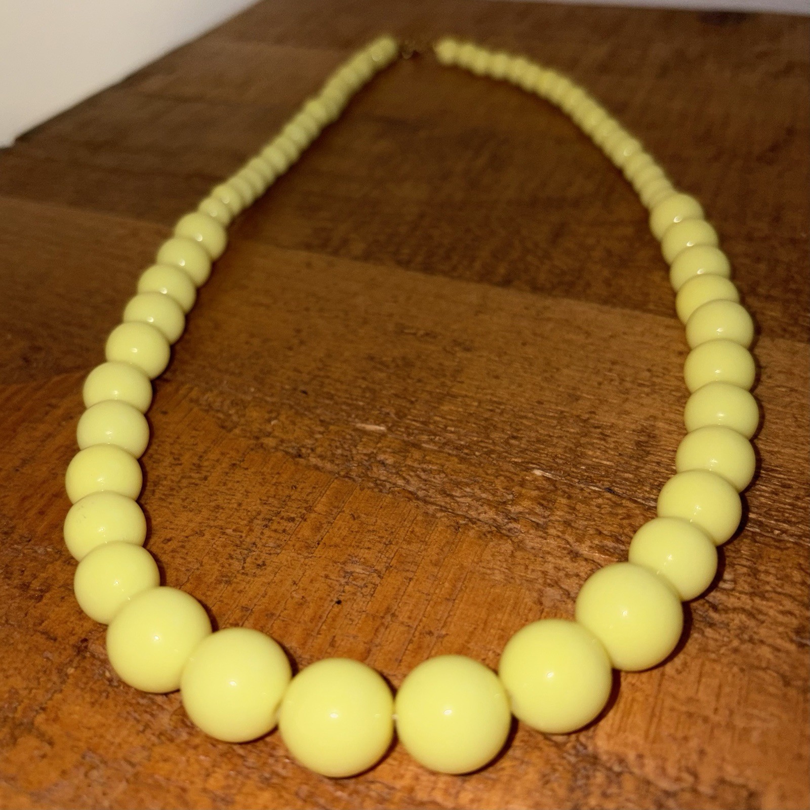 Yellow Graduated Plastic Beaded Necklace 19-24in Fashion Jewelry