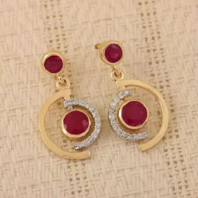 2 Ct Round Cut Simulated Red Ruby Women’s Drop Earring In 14K Yellow Gold Plated