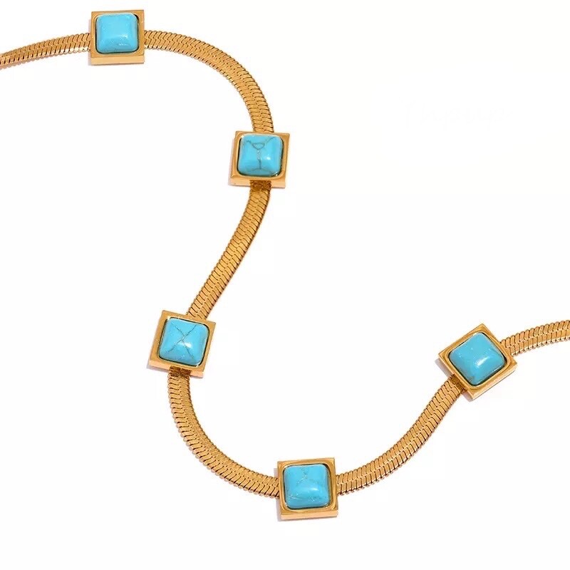 ZARD Turquoise Gemstone Snake Chain Necklace Choker in 18k Gold Plating