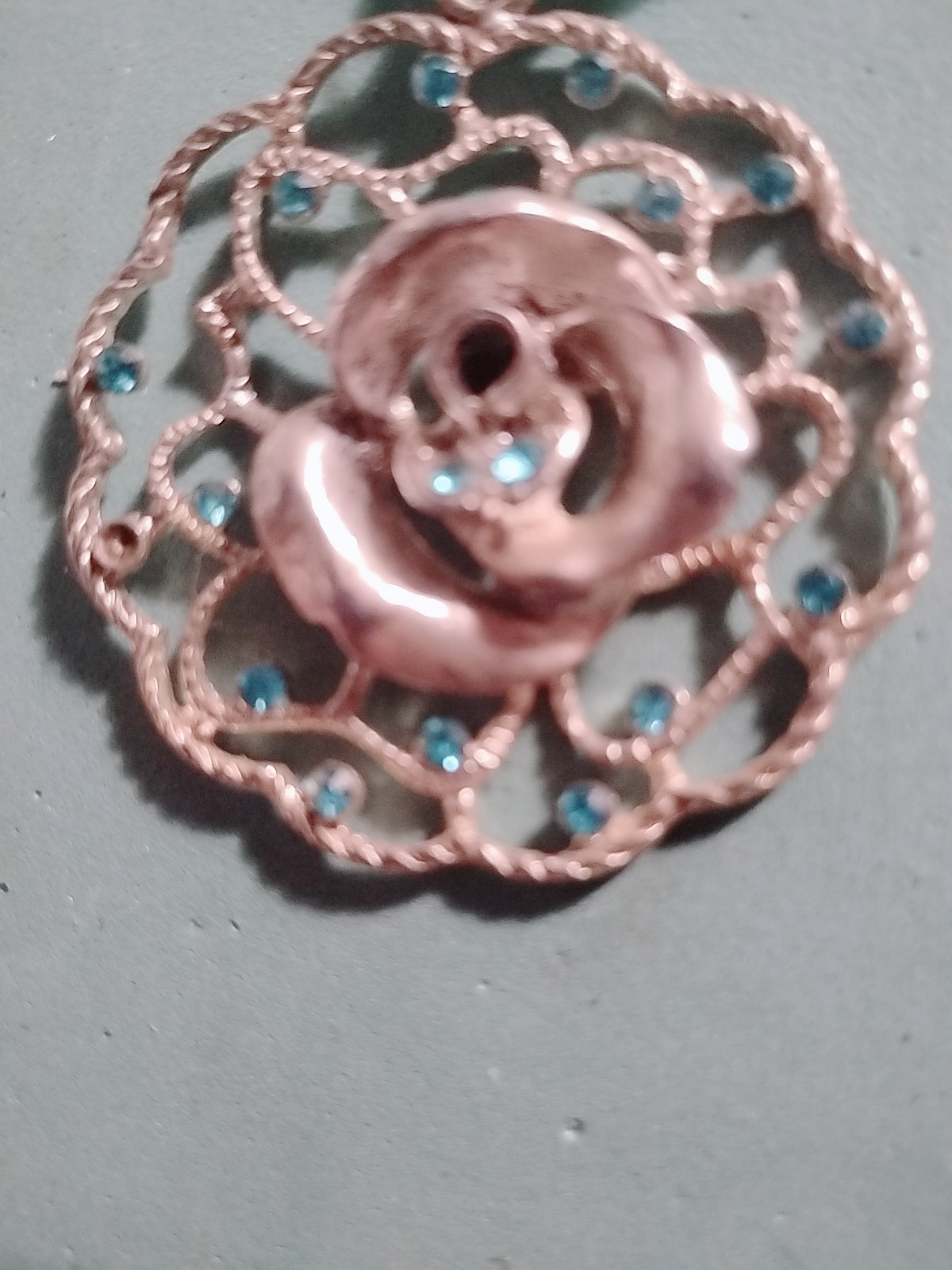 White & Blue Beaded Pearl Necklace Rose Flower Pendant Aqua Stone Silver