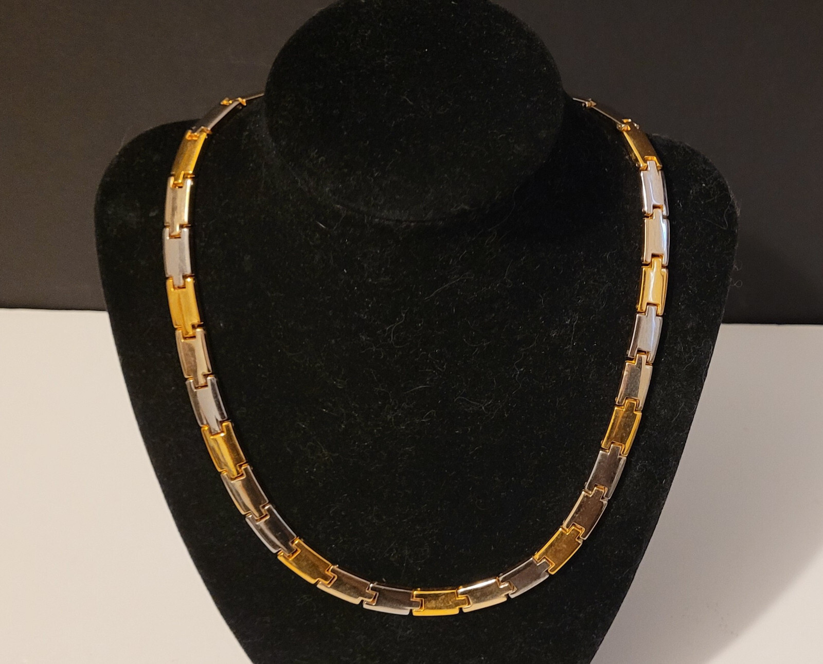 Gold Silver Two Tone Necklace 17″