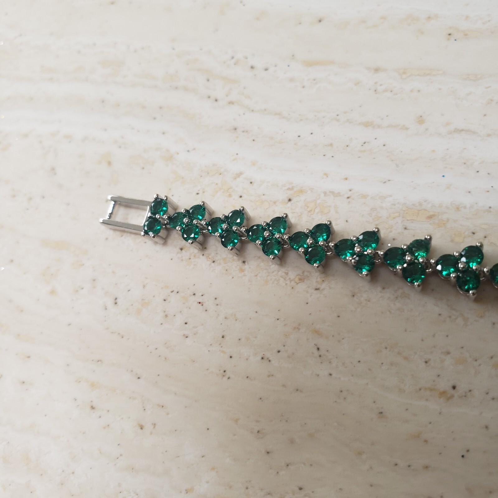 Austrian Green Crystal Tennis Bracelet/Anklet, 18.5cm /7.25 inches