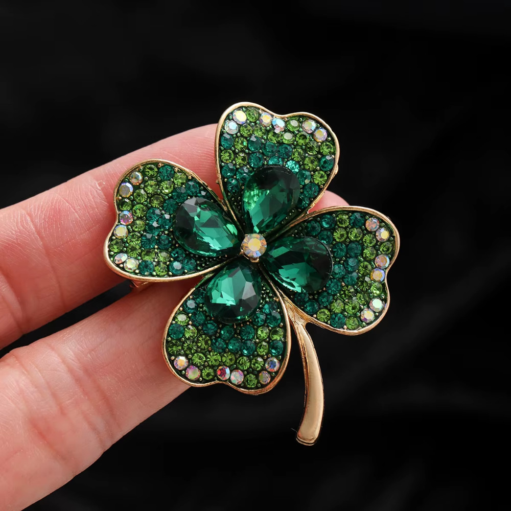 Shamrock Green Rhinestone 4 Leaf Clover Vintage Gold Pin Brooch Jewelry Gift