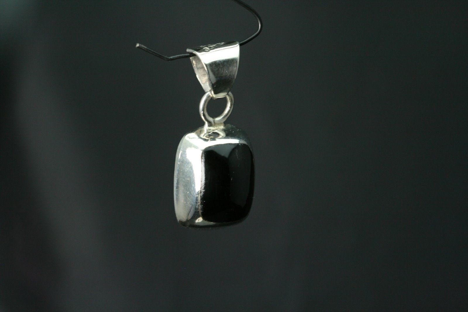 925 Sterling Silver Square Onyx Slider Pendant 9.4 grams (PEN1610)