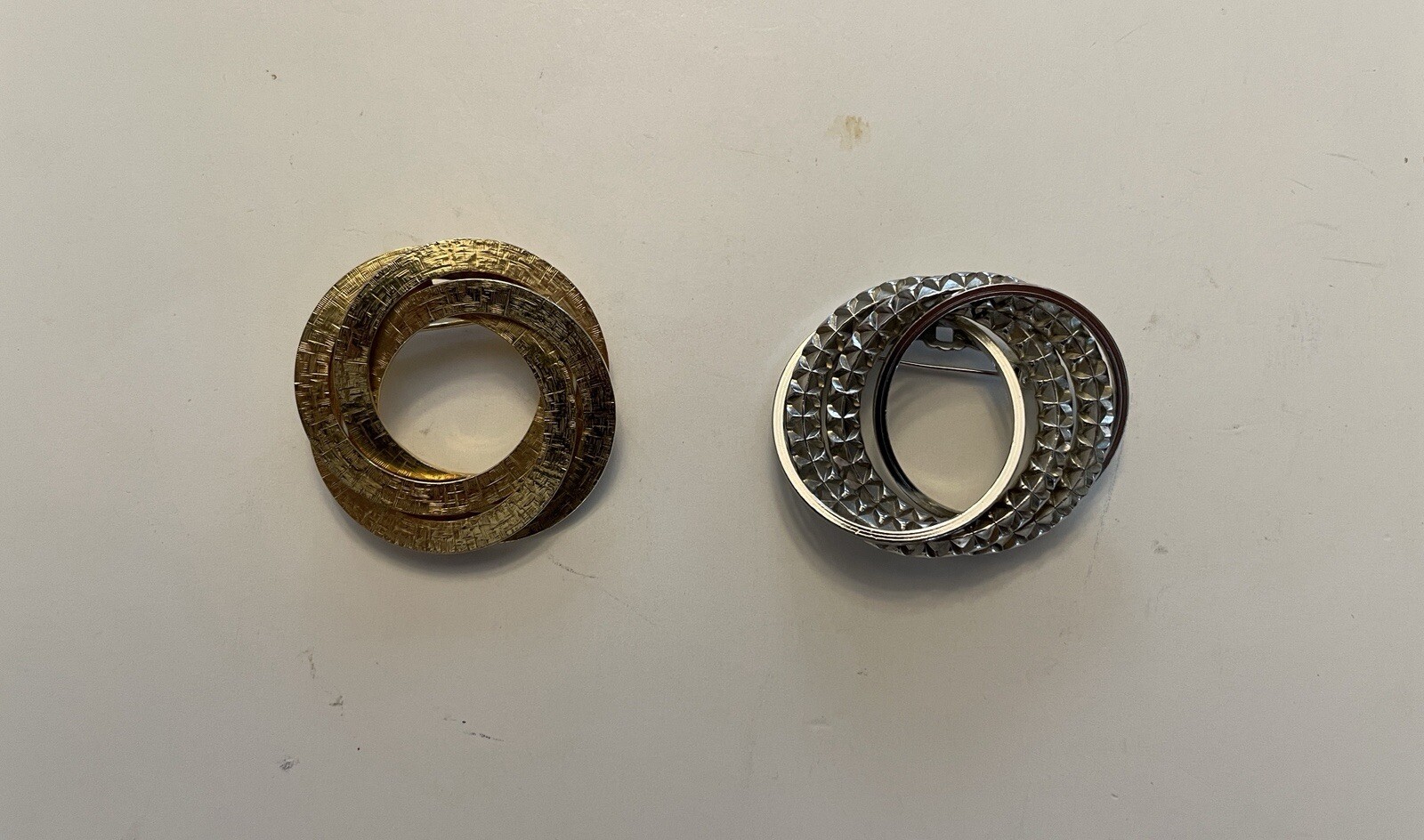 Lot of 2 Vintage Silver Tone & Gold Tone – Brooch Pins – Approx. 1.5” & 1.75”