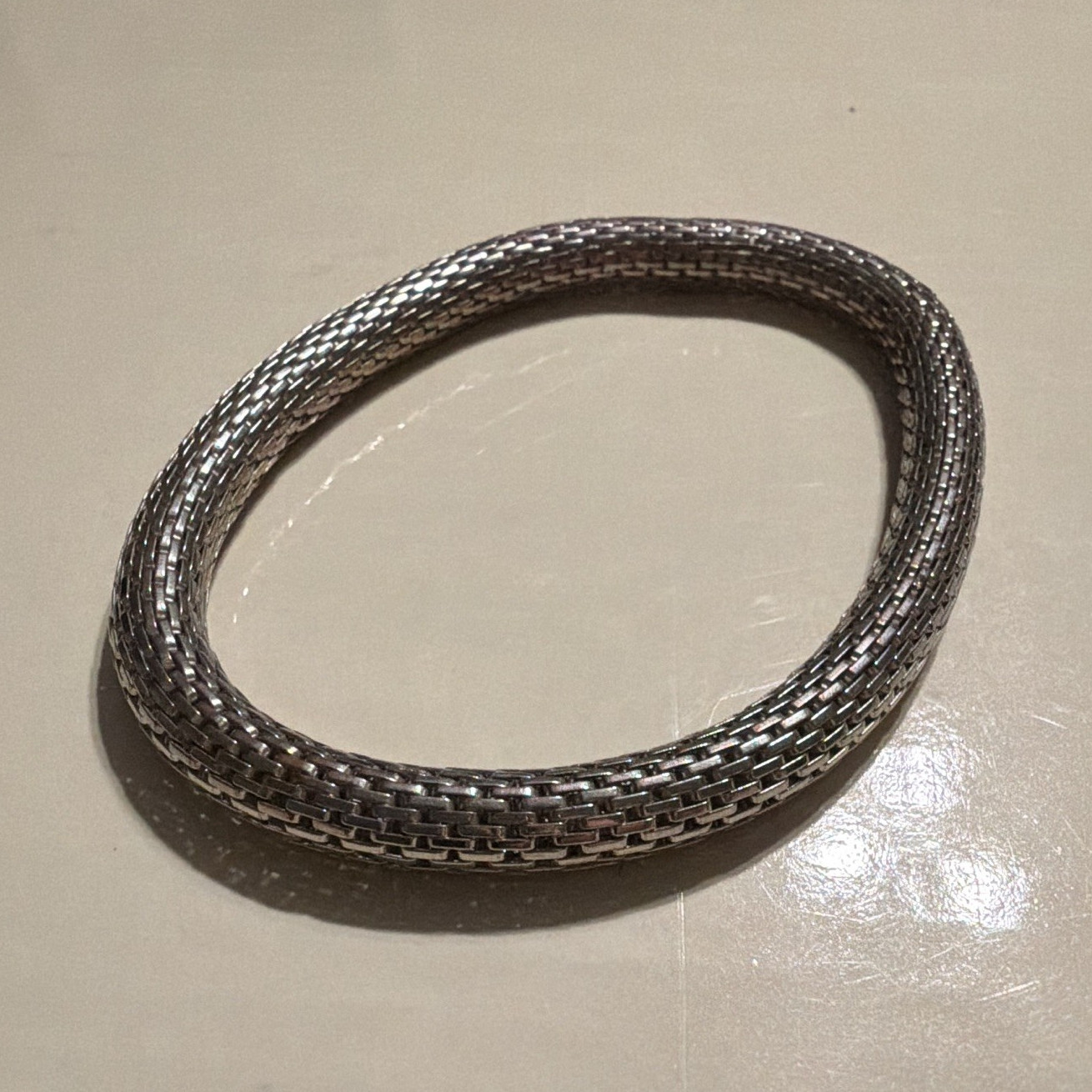 Silver Tone Mesh Chain Bangle Bracelet Metal No Clasp Stackable Round No Stone