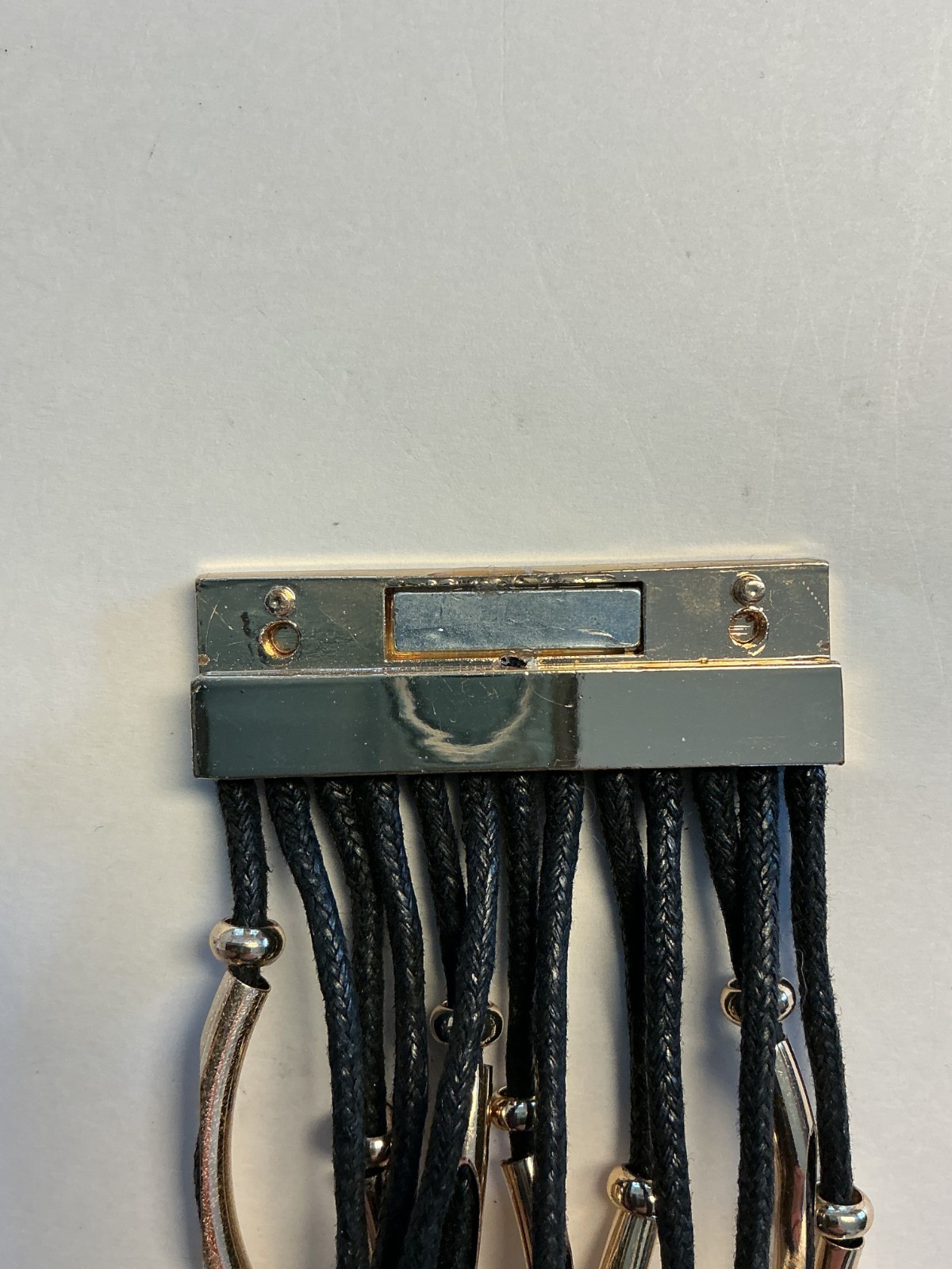 BEAUTIFUL BLACK NYLON BRACELET WITH GOLD-COLORED ACCENTS B7-47