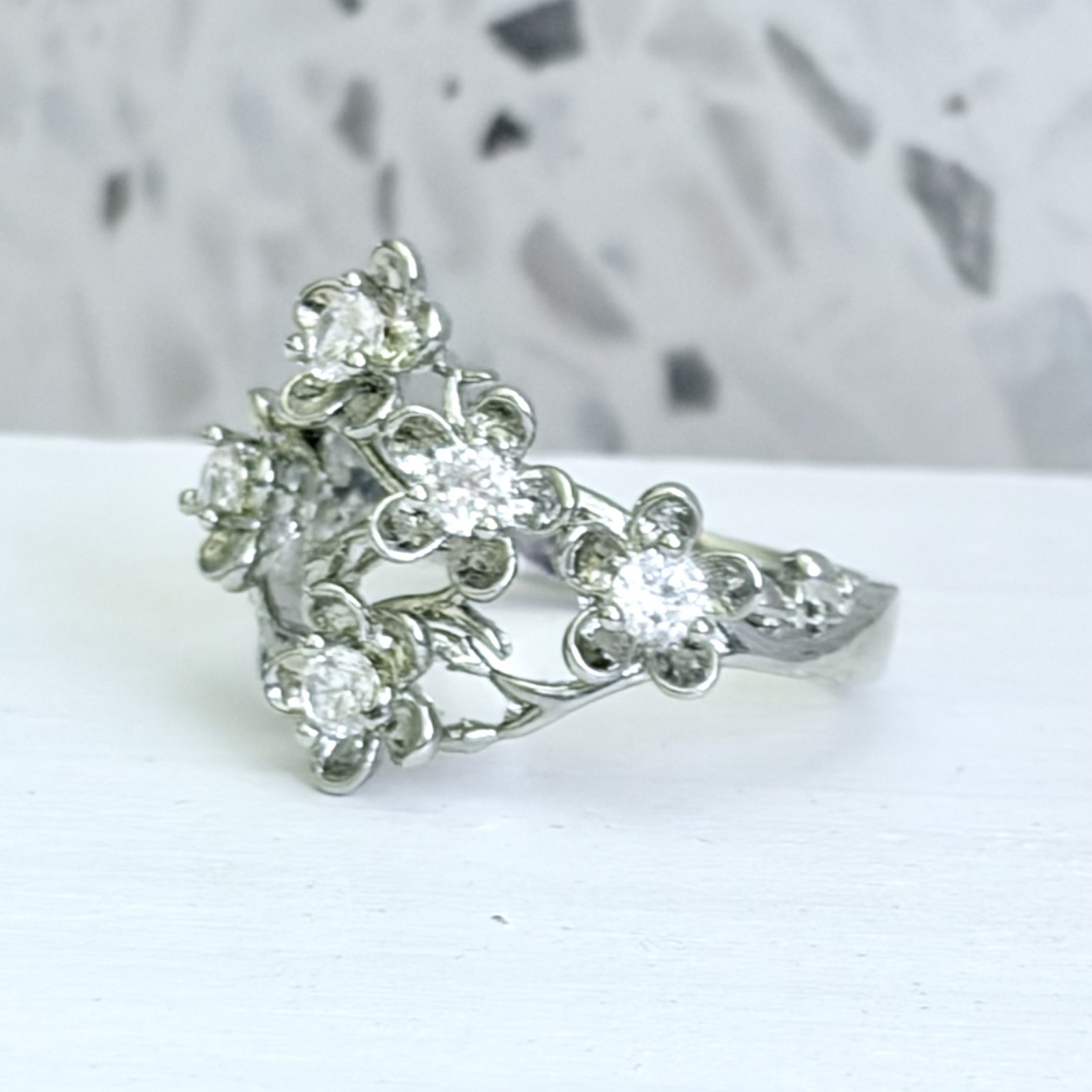 925 Silver White Simulated Sapphire Round Cut Floral Cluster Branch Women’s Ring