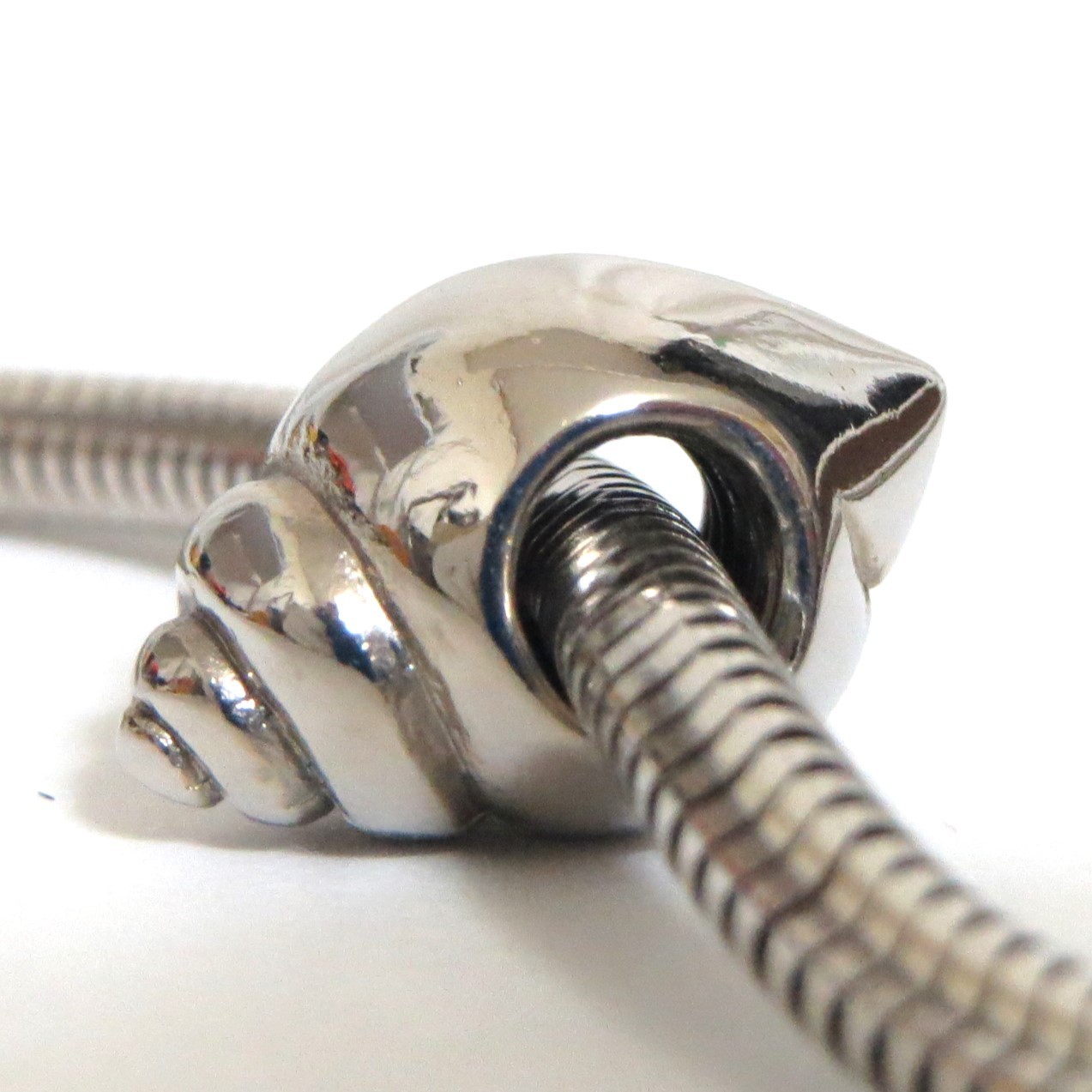 Auth Loewe Shell Charm Pendant Necklace Snake Chain Silvertone 40cm/15.7″ Good i
