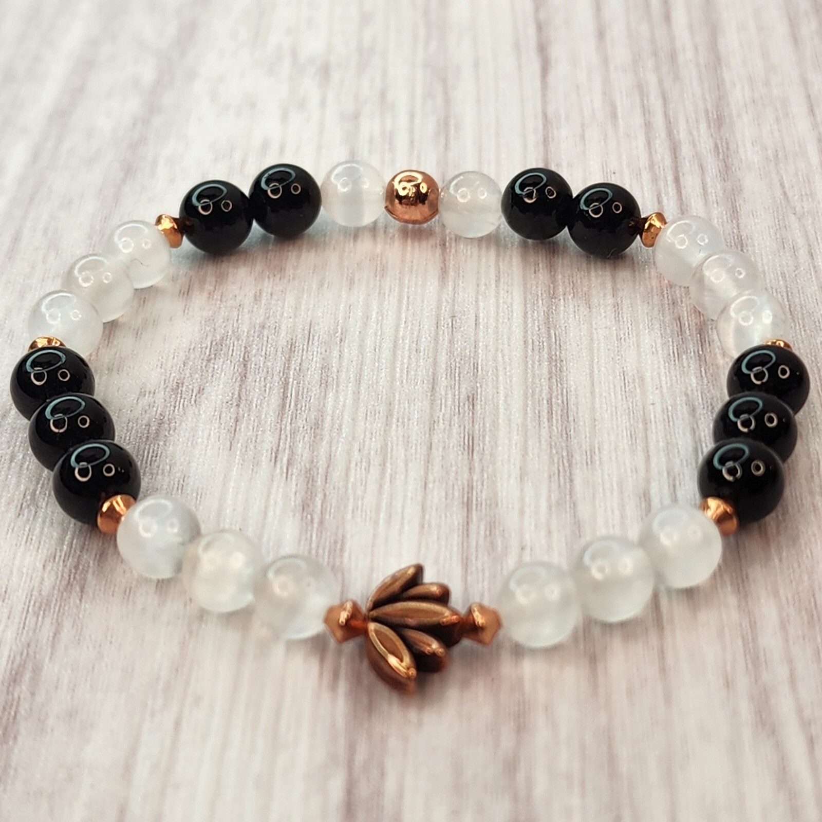 Crystal Bracelet Stretch Women’s Tourmaline Selenite Copper 6mm 7in Gift Box