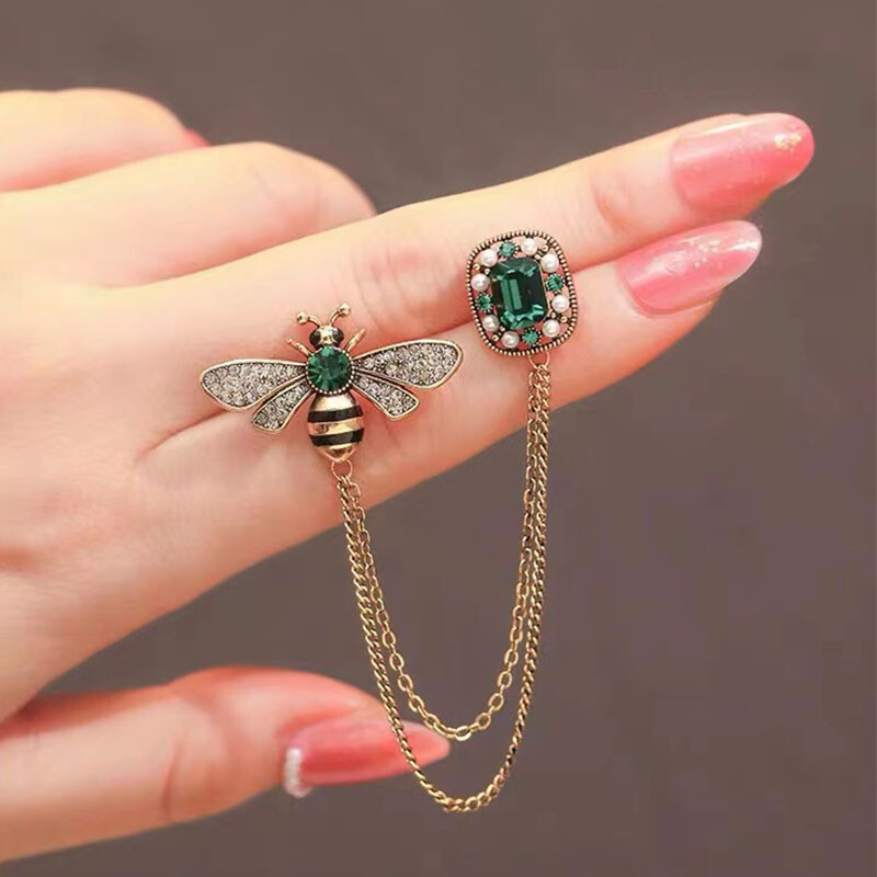 2PCS Vintage bee chain brooch, women clothing accessories pins jewelry
