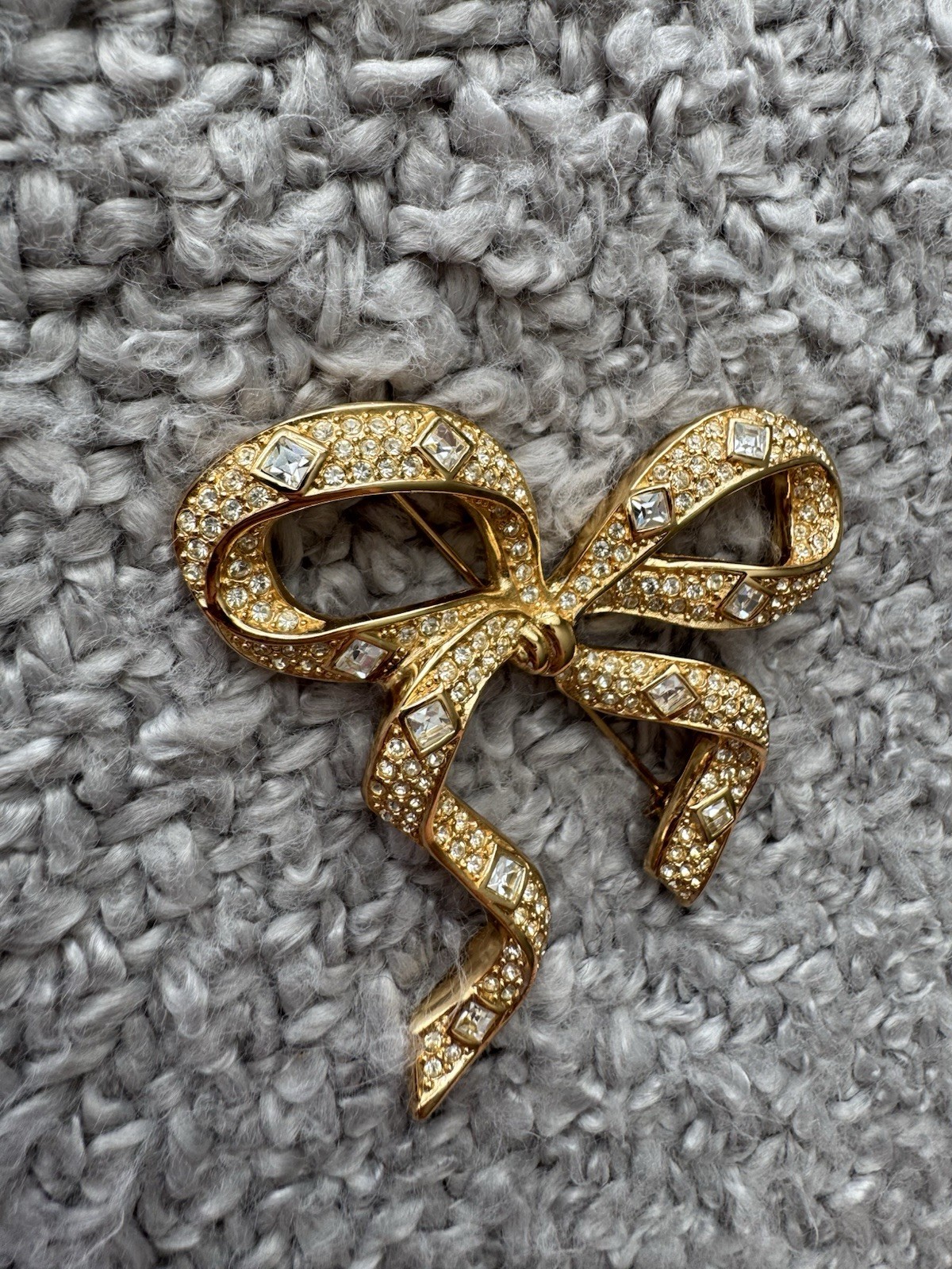 Vintage Christian Dior Gold-Plated Ribbon Bow Crystal Brooch