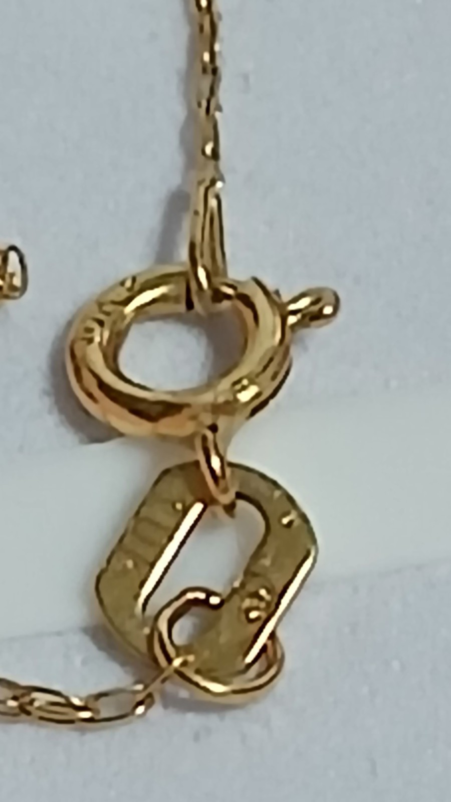9ct Yellow and white Gold necklace