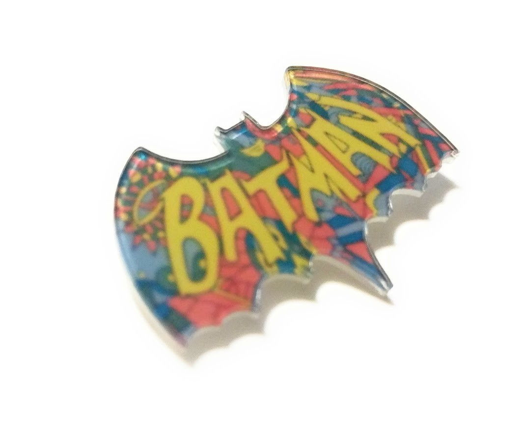 1960s Classic Batman Acrylic Pin Badge – Cosplay Retro adam west collectible USA