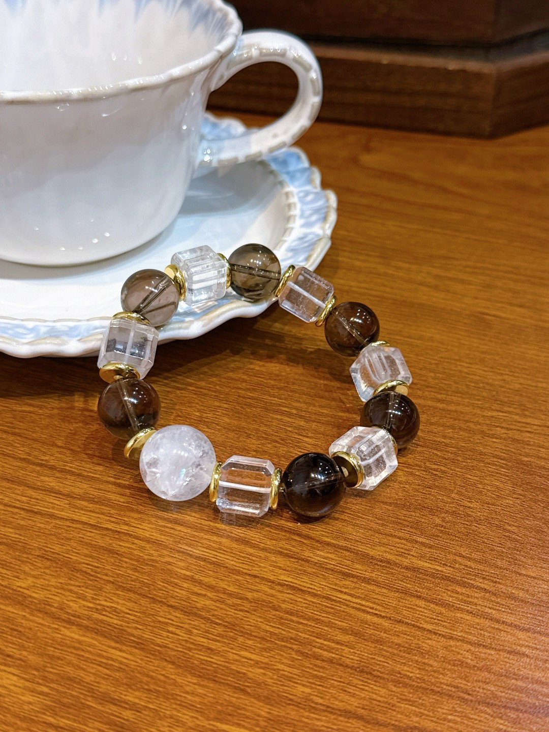 Natural White Crystal Snowflake Phantom 15mm Beaded Stretch Bracelet Gift