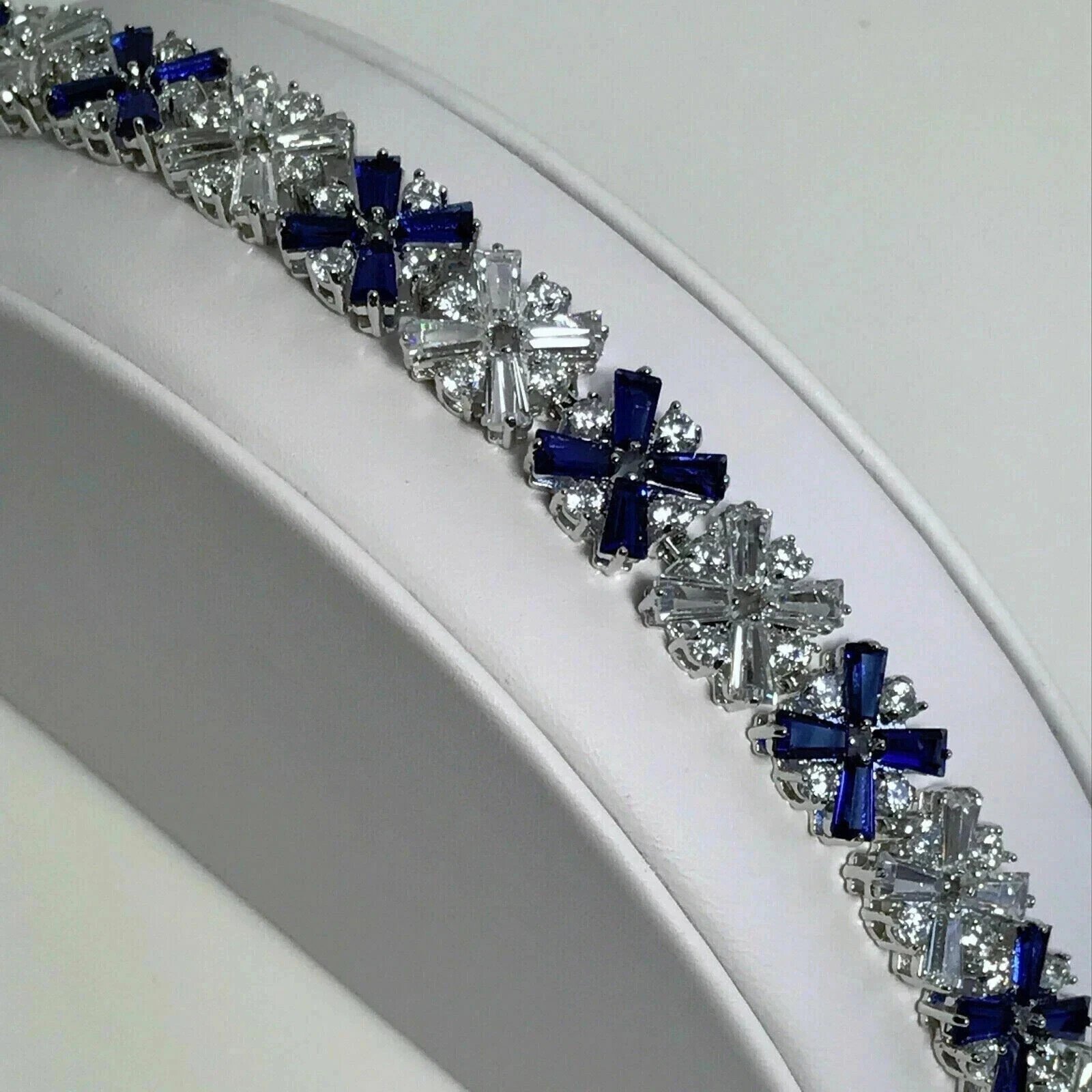 10Ct Tapper Simulated Sapphire 925 White Sterling Silver Cluster Tennis Bracelet