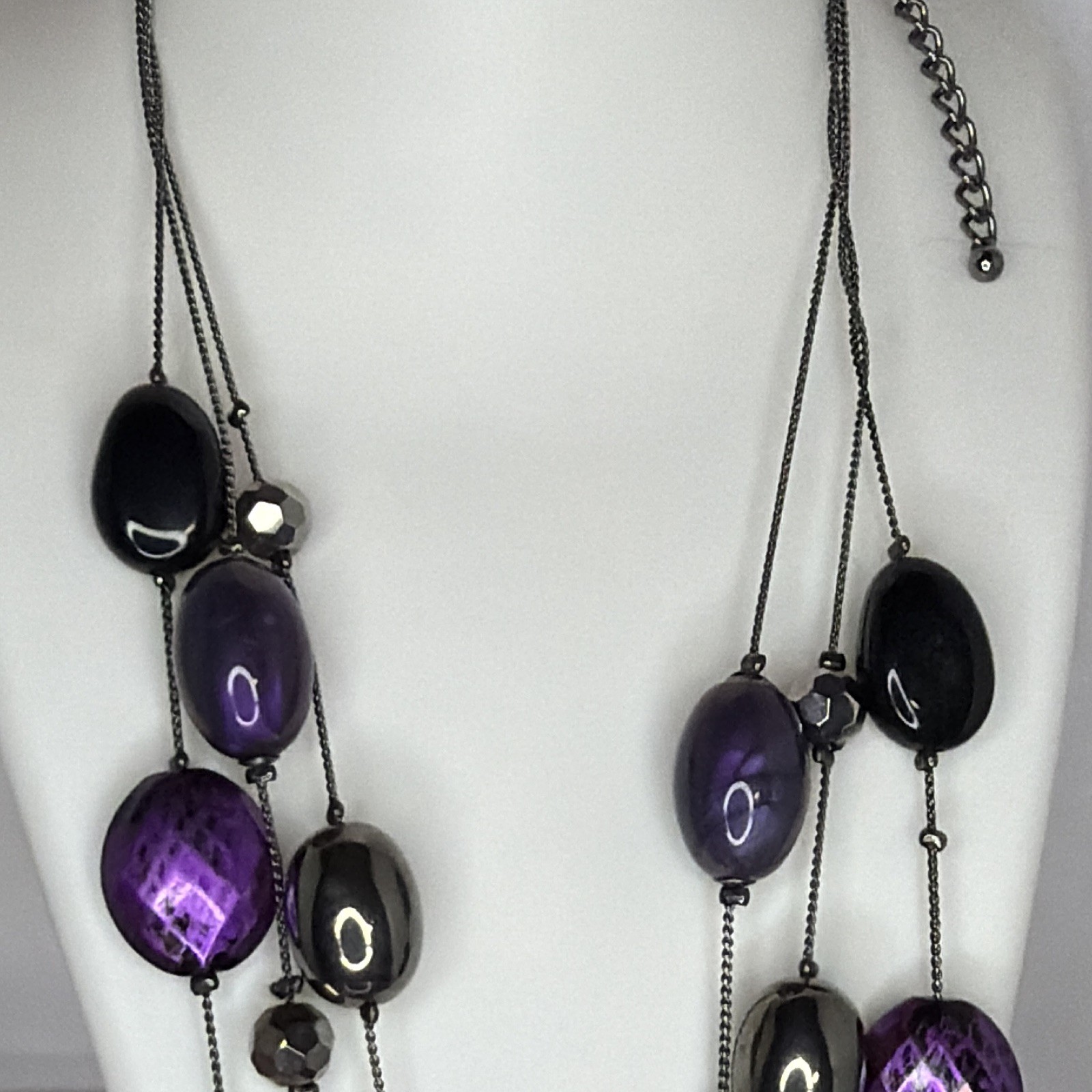 New York and Company necklace, multi strand, gun metal and purple iridescent