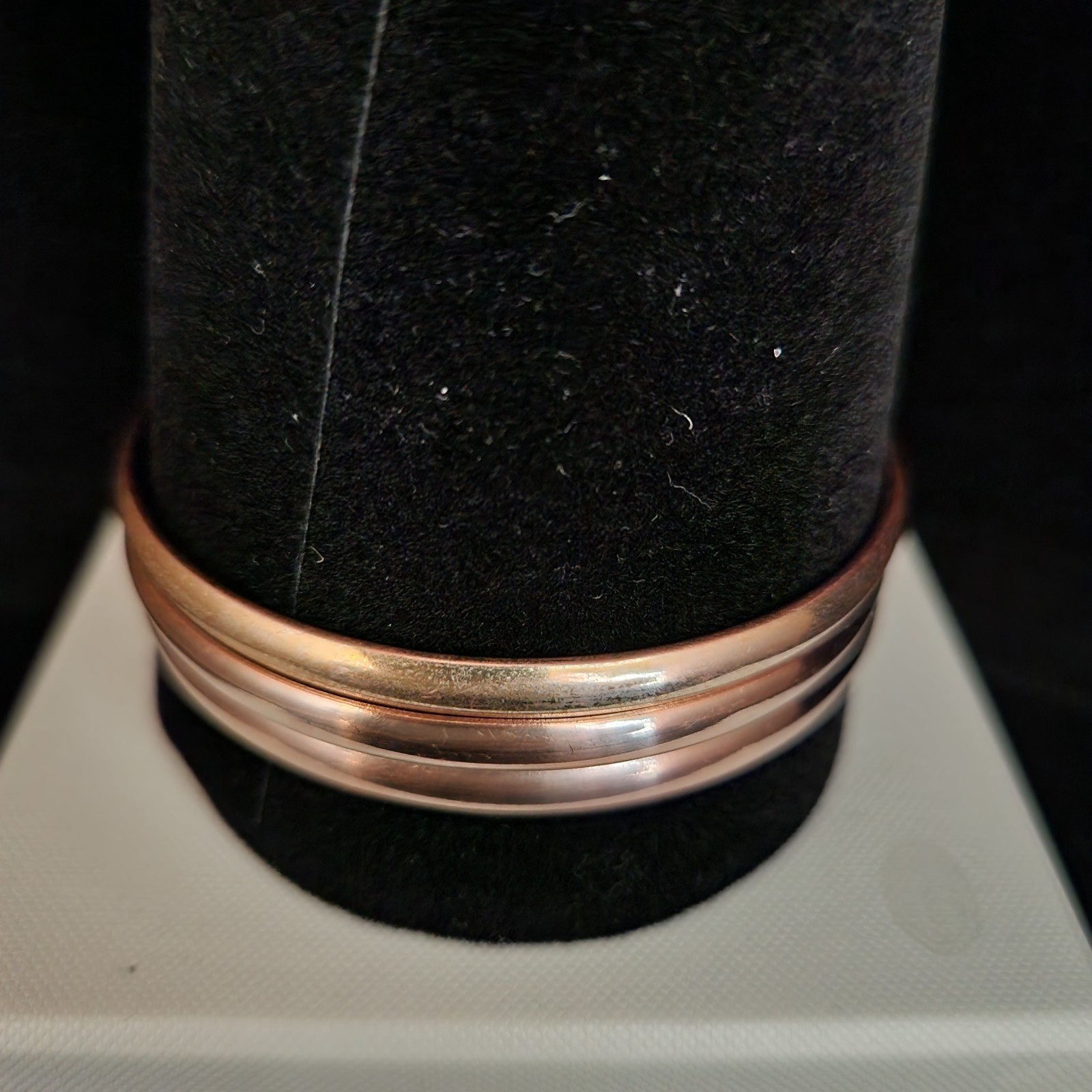 Tri-Color Gold Tone Stacking Bangle Bracelets Set of 3 Yellow Rose White