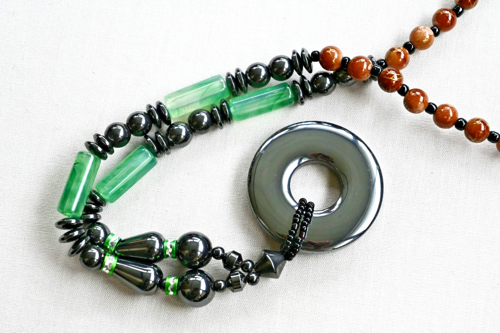 Synthetic Magnetic Hematite Glass Seed Bead Plastic Resin Beaded Necklace Unisex