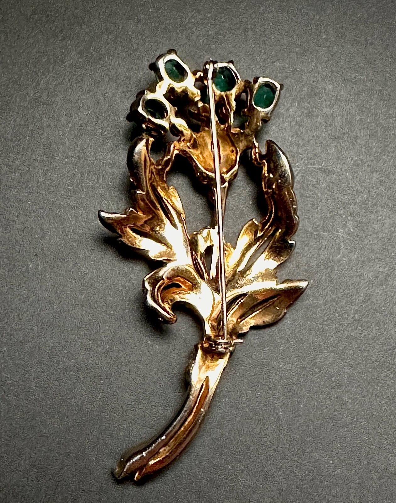 SPRAY Brooch 1940’s Classic & Elegant Floral Emerald Green & Clear Crystals