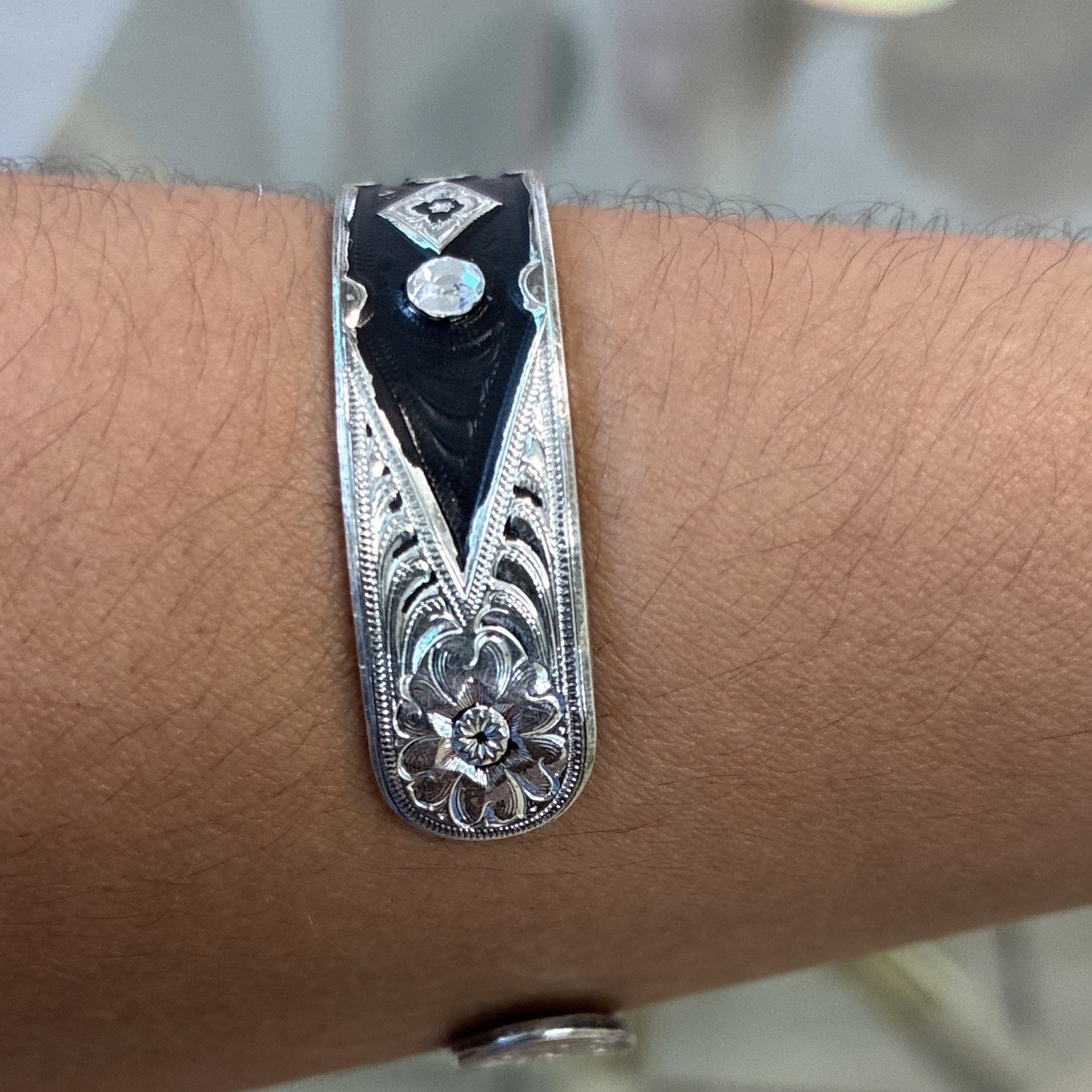 Montana Silversmiths Signed Silver Tone Black Enamel Crystal Cuff 16481