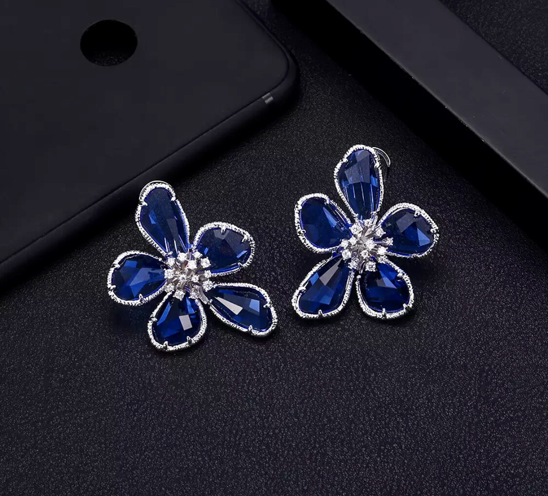 18K White Gold Plated Flower Blue Earrings made w Swarovski Crystal Elegant Gift