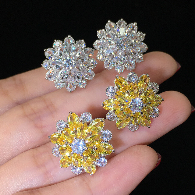 White Gold Big Size CZ Cluster Flower Snowflake Stud Earrings 20mm/0.8″ Box PE50