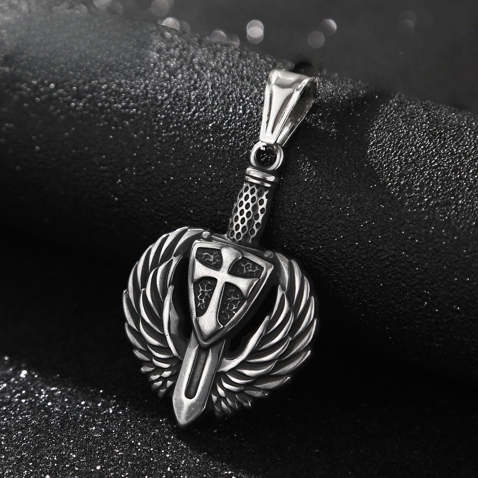 Double Wing Shield Design Symbol Courage Elegant Accessory For Office Gentlemen