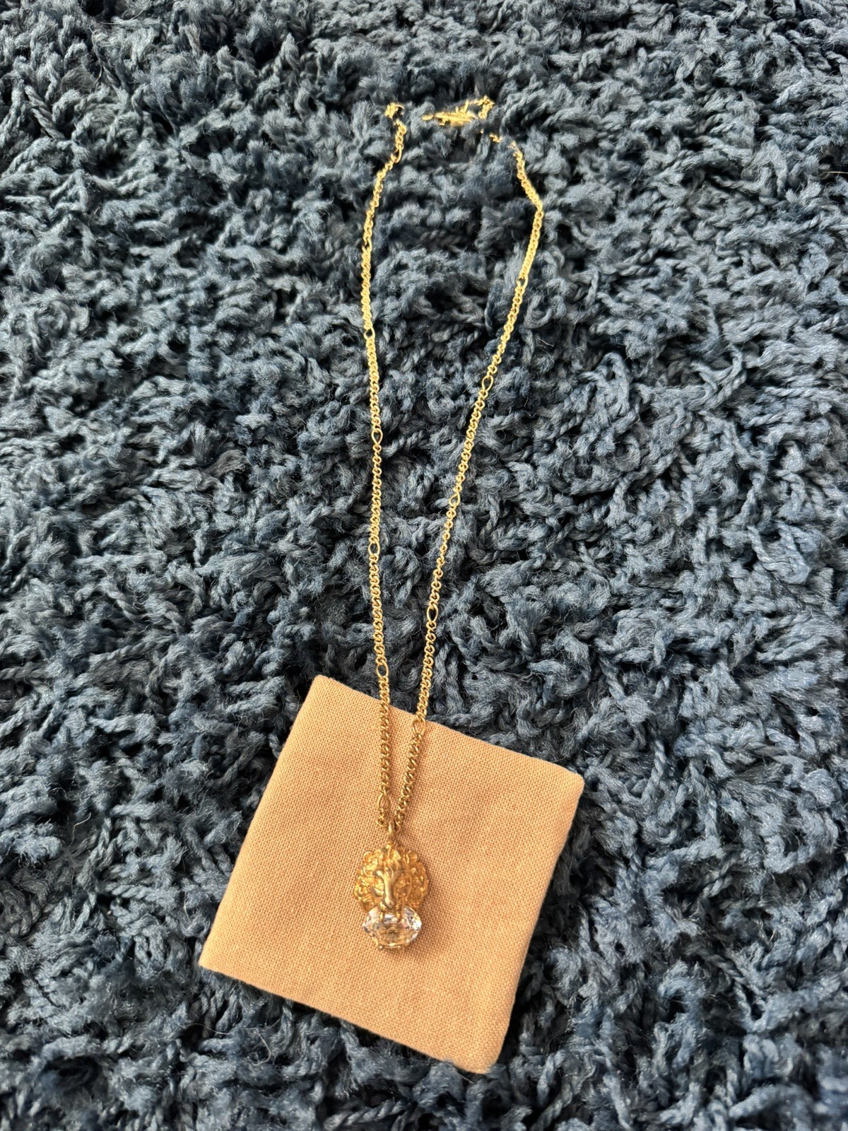 Gucci Lion Head Crystal Pendant Necklace Gold Plated 23.6in Chain Unisex