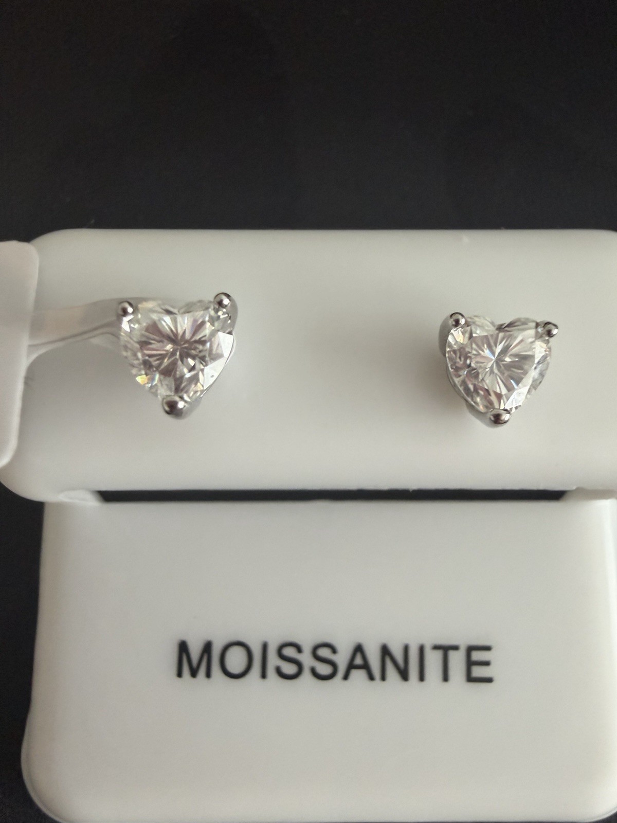 925 Sterling Silver 0.96CT Moissanite Heart Stud Earrings 5mm