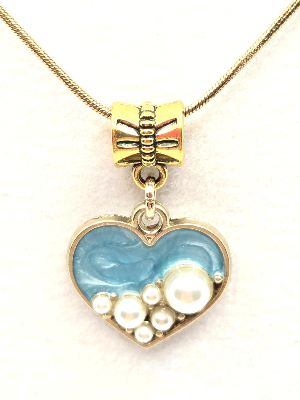 Coastal Glow Trio – 3-Piece Gift Set with Pouch, Shell Earrings & Necklace