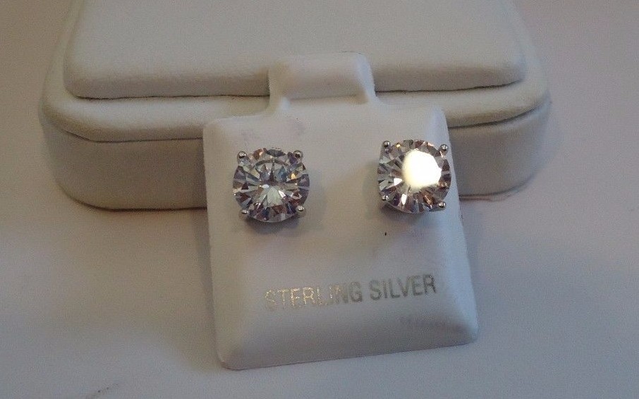 925 STERLING SILVER STUD EARRING 3 CARATS ROUND CUT LAB CREATED DIAMOND /SZ 7MM