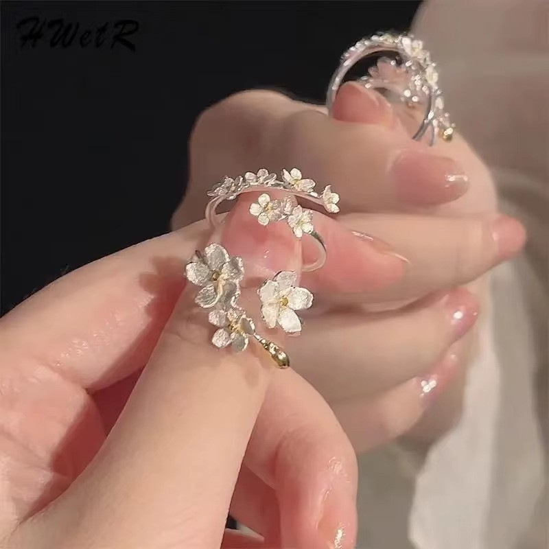 Unique Flower Opening Adjustable Ring Women SilverColor Minimalist FingerJewelry