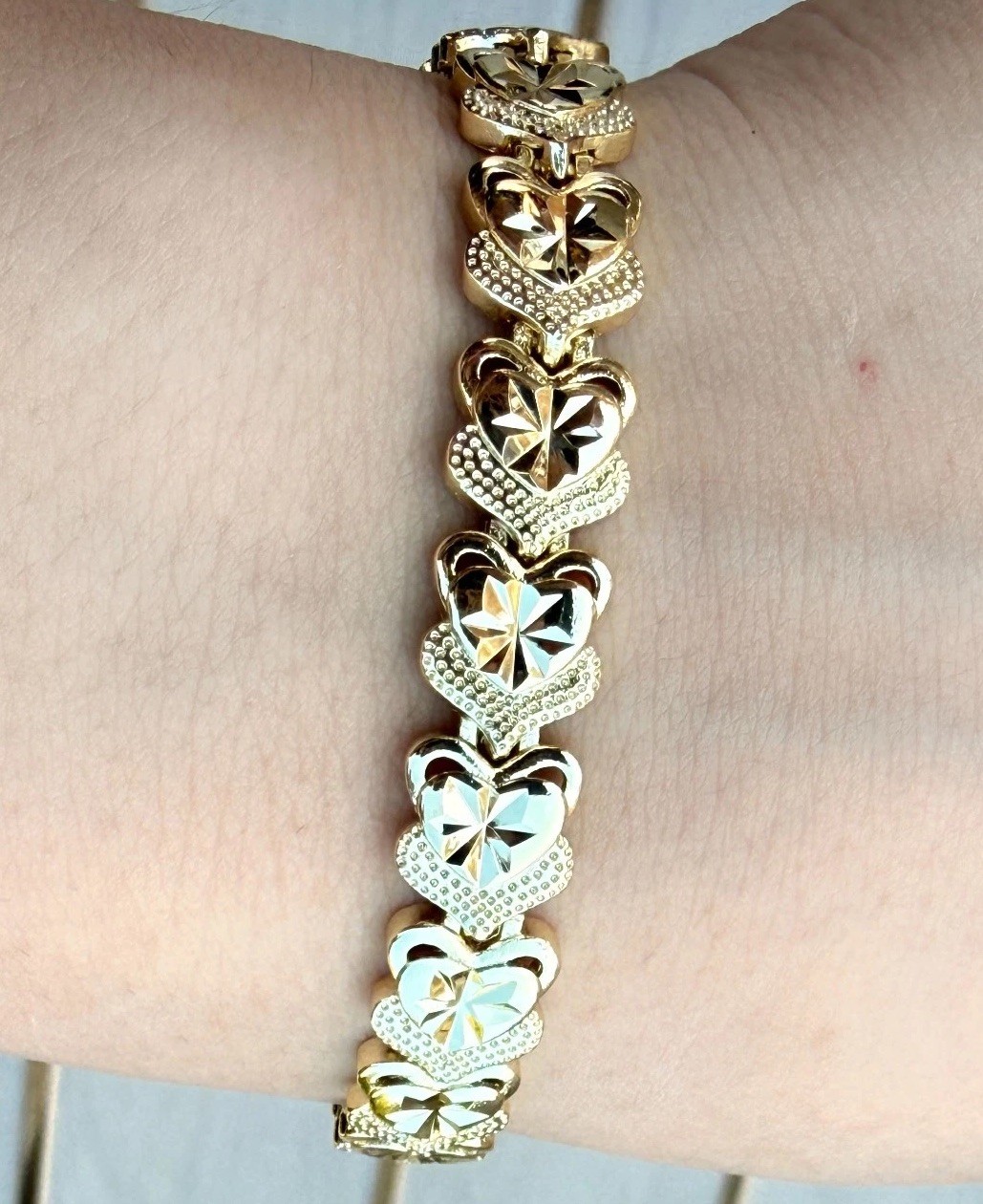 GOLD FILLED WOMEN HEART BRACELET 7” Pic w/multi Reference only Layering Visual
