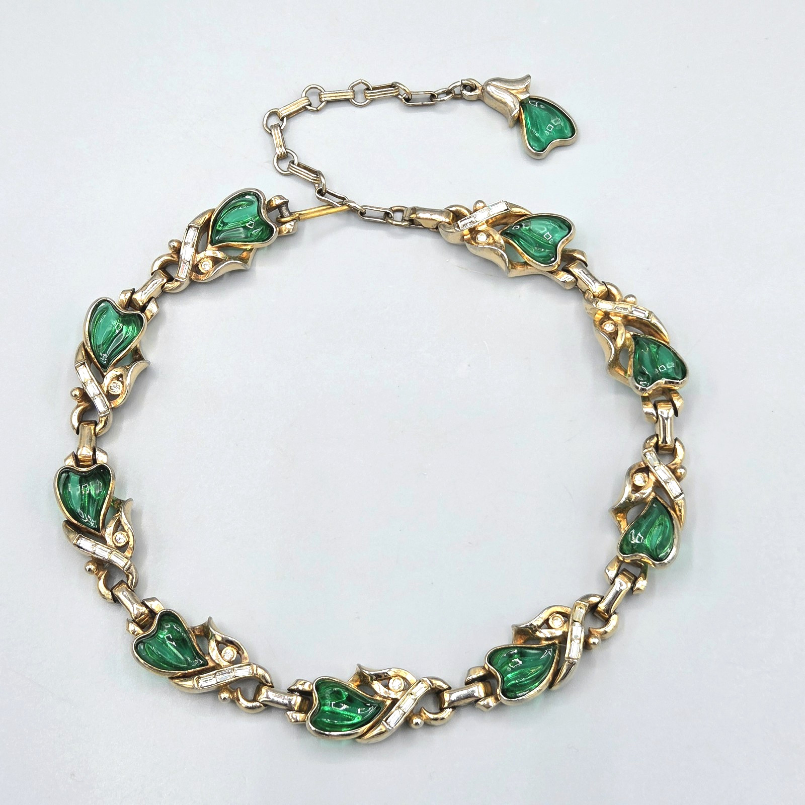 1950s Barclay Green Gripoix Poured Heart Glass Crystal Necklace 15″ BOOK PIECE