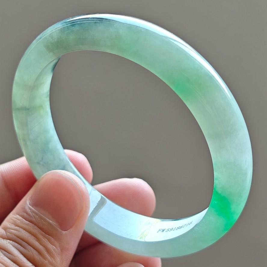 59mm Natural Icy Green Jadeite Jade Bracelet Burma Jadeite Jade Bangle 3340