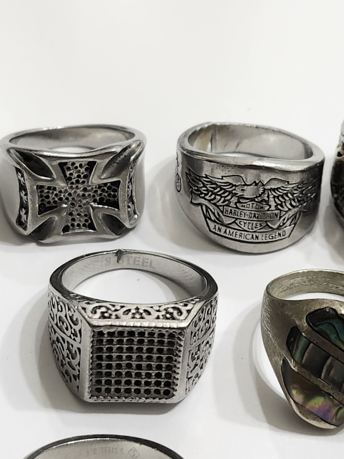 Lot Of (23) Rings / Different Sizes / Unknown Metal