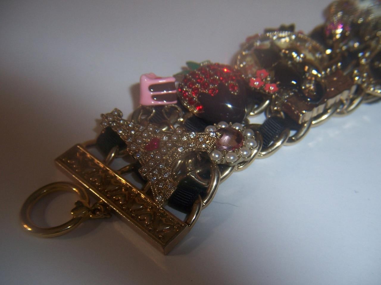 BETSEY JOHNSON PARIS EIFFEL TOWER ENAMEL CATS CLOCK RHINESTONES BRACELET