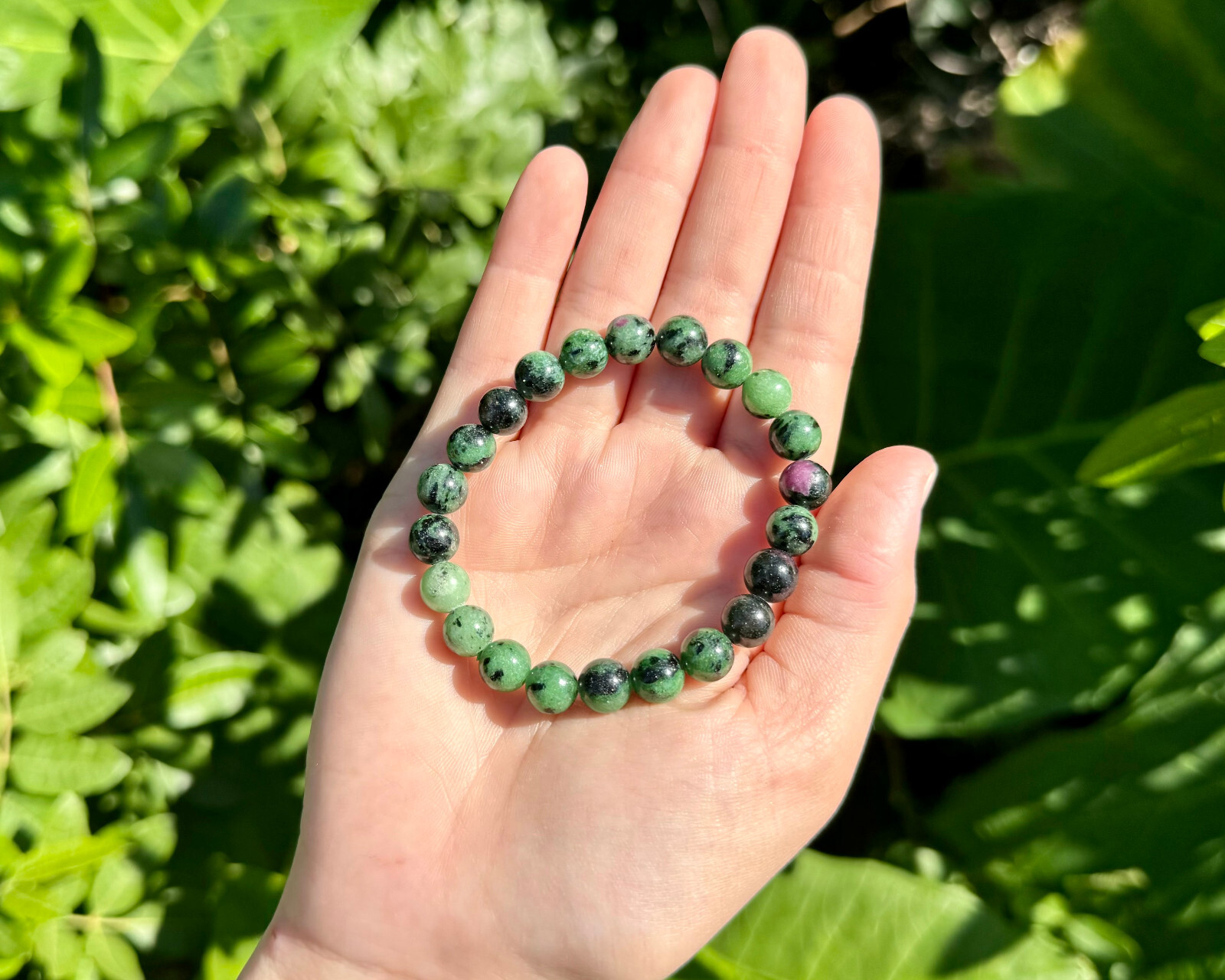 Ruby Zoisite Bead Bracelet: 8 mm Round Ruby Crystals (Ruby Zoisite Bracelet)
