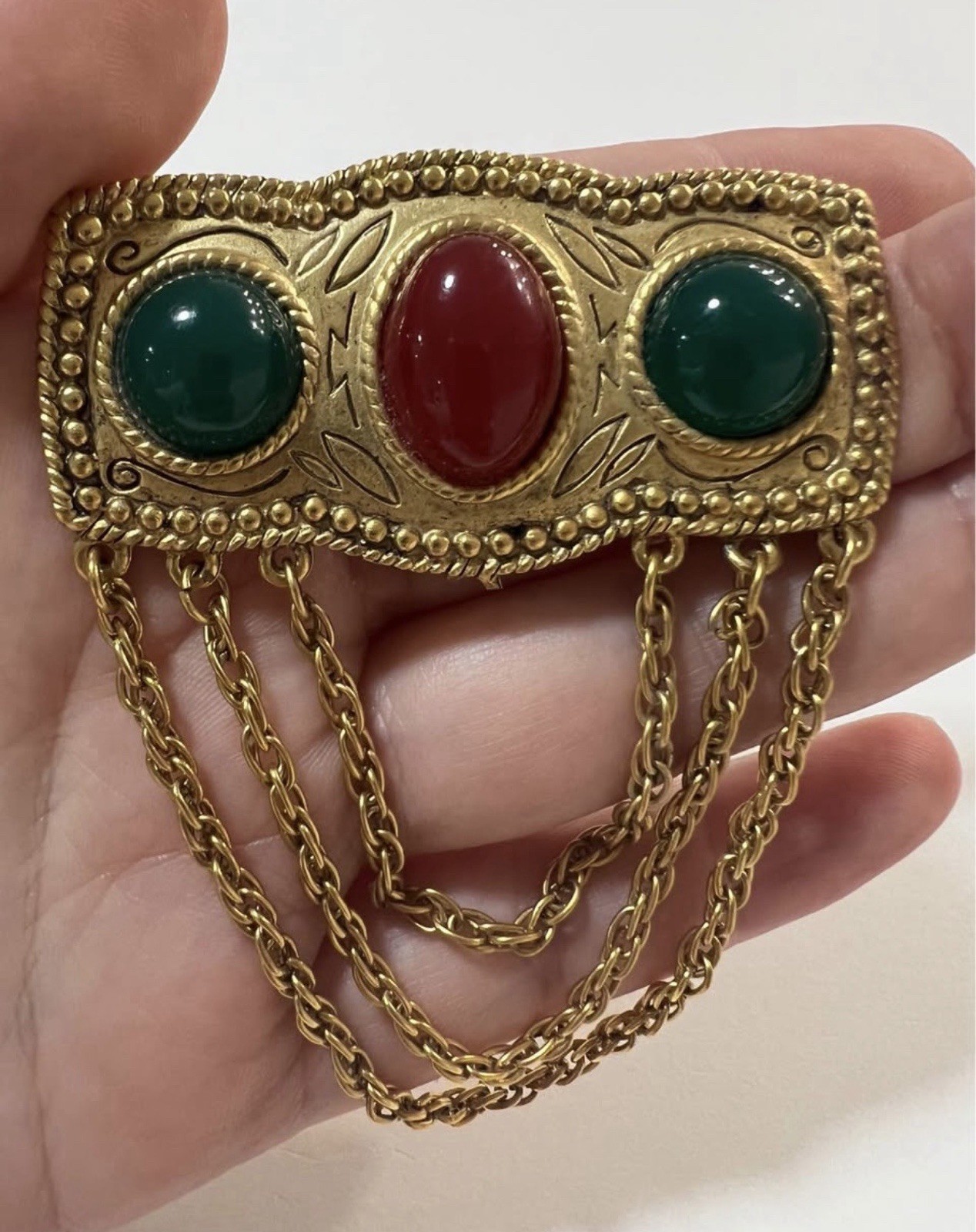 Vintage Green faux carnelian jade lucite gold tone Pin brooch!