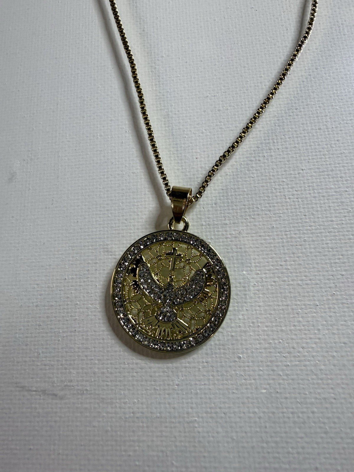 Round Eagle Charm Pendant Necklace Chain, Clear Crystal Pavé, Gold/Silver tone