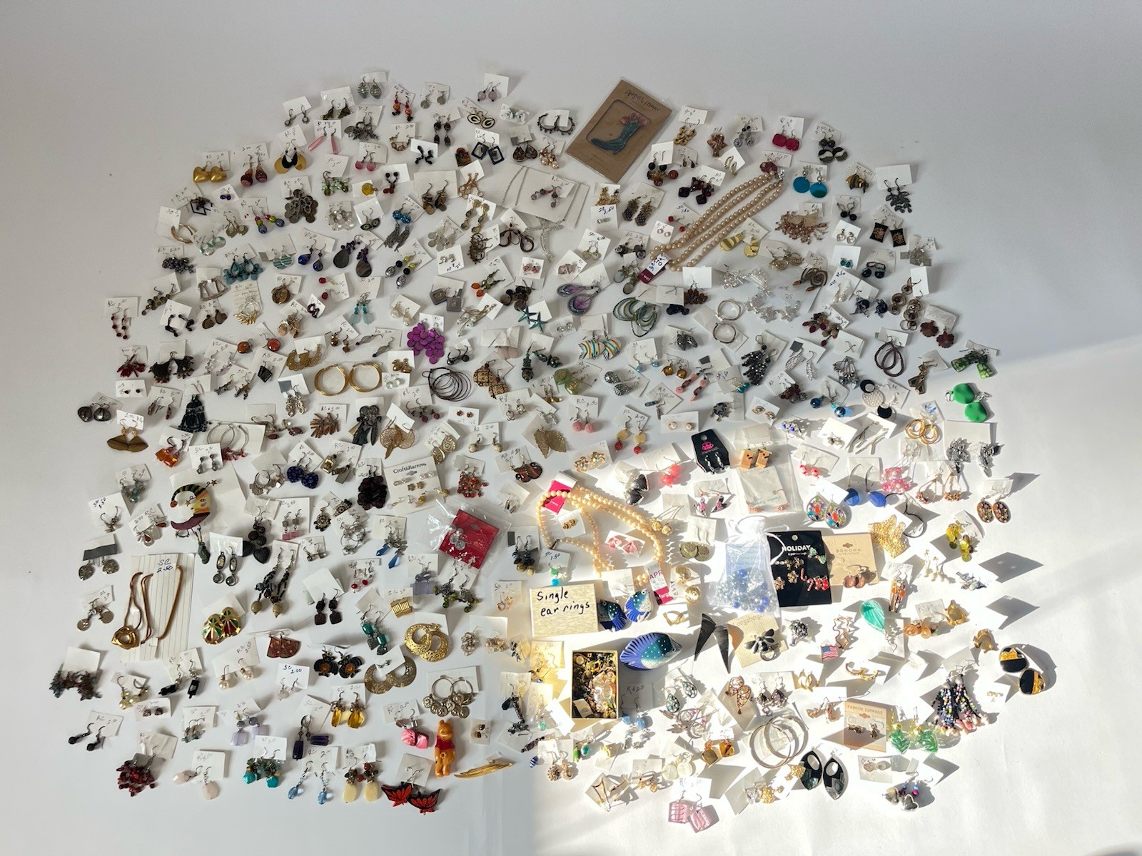 Mixed Fashion Jewelry Lot Mostly Earrings – 300+ Pairs – 5lbs