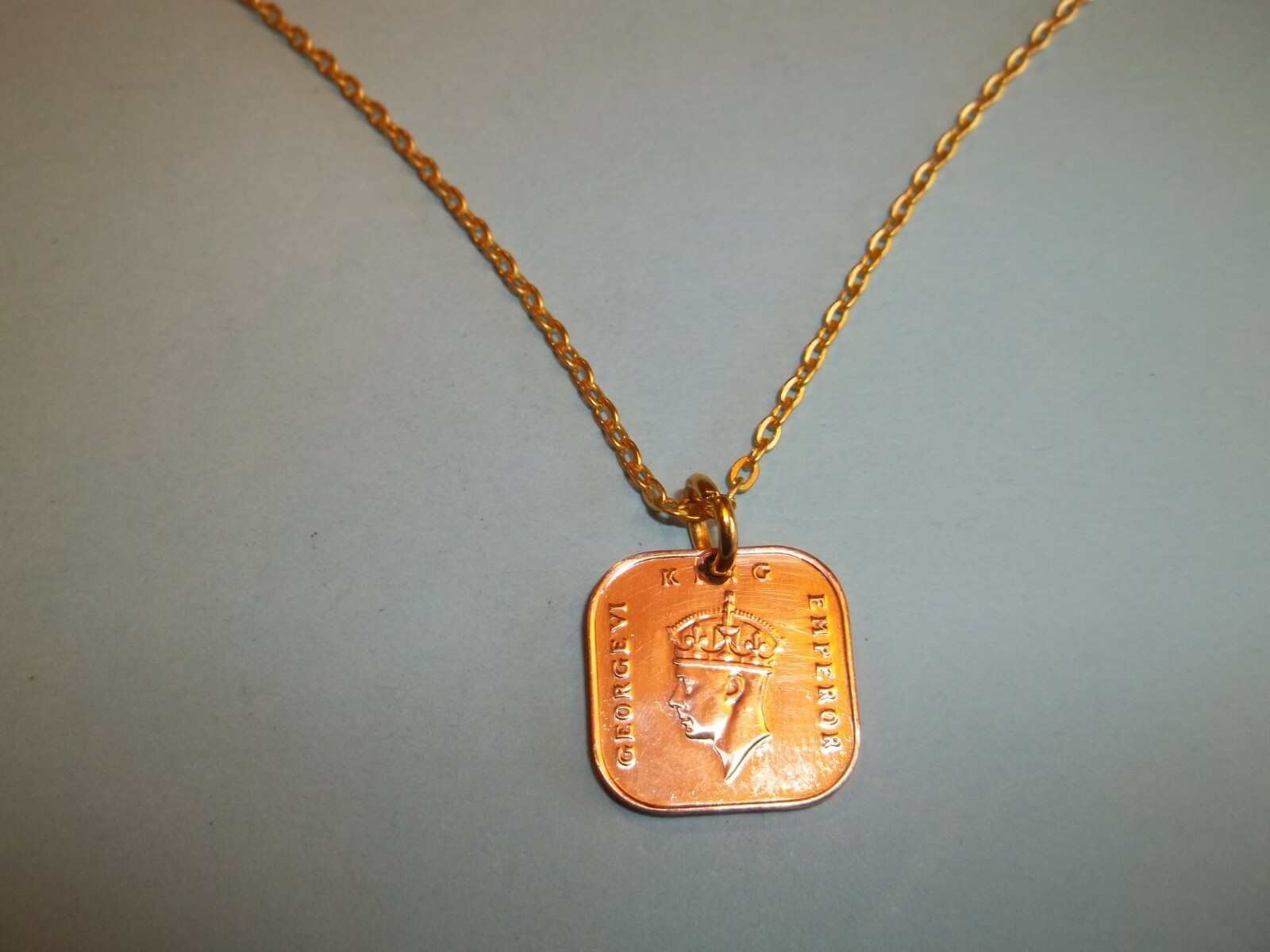 ONE (1) CENT COIN – MALAYA & BRITISH BORNEO GOLD NECKLACE – 1945 – 79th BIRTHDAY