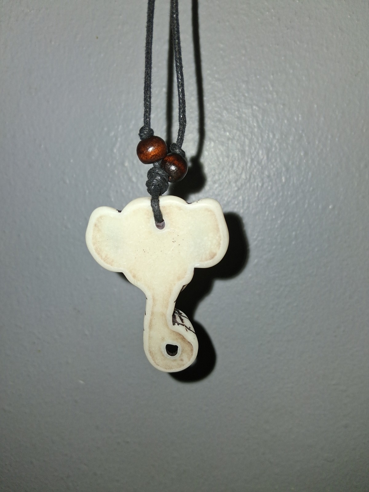 Elephant Head Charm Pendant Necklace Black Adjustable Cord Brown Beads