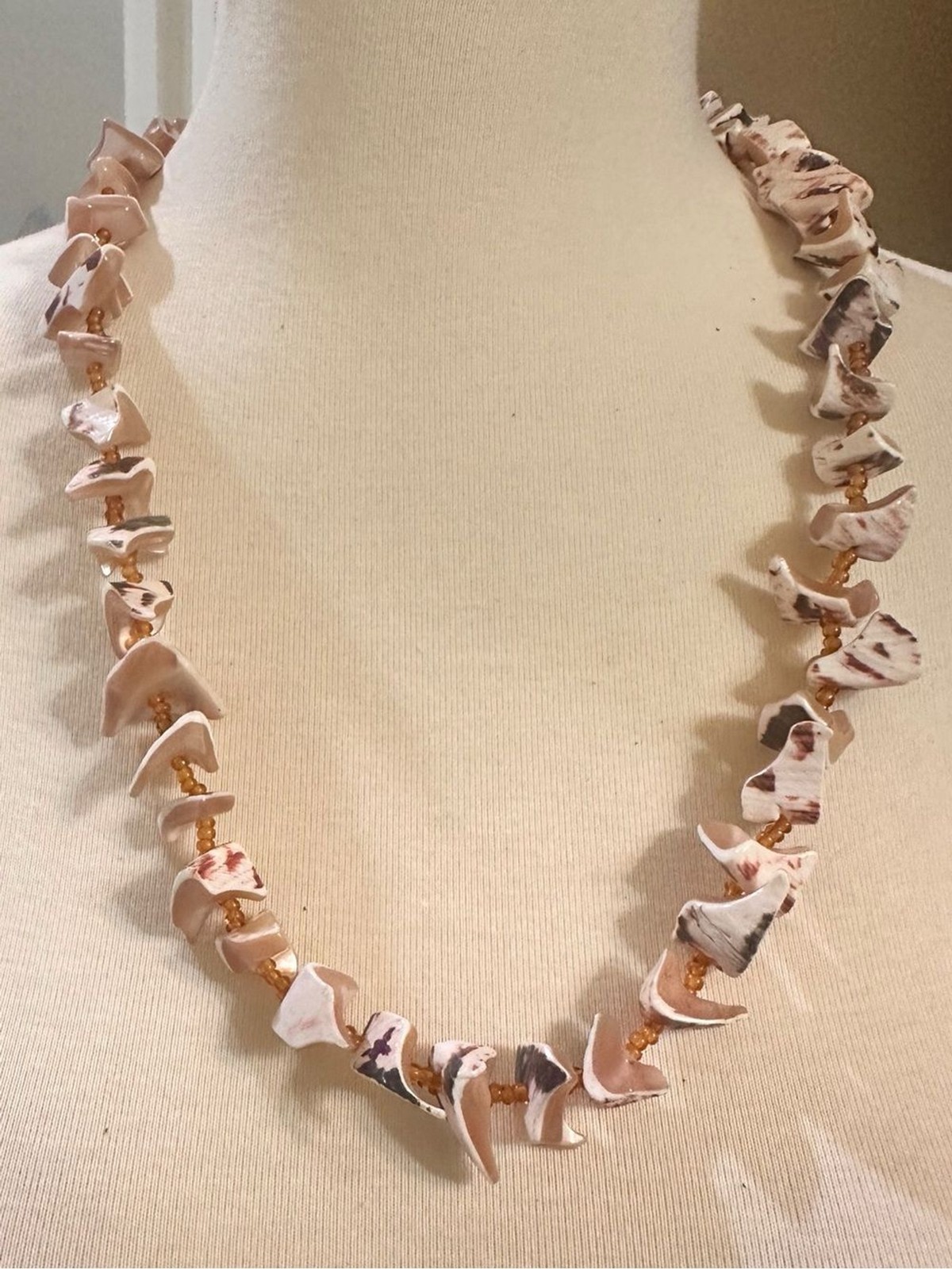 Source Unknown Beige and Cream Shell Necklace with Gold Bead Accents