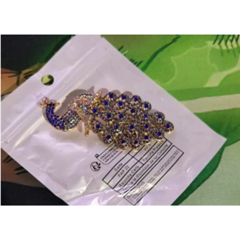 Vintage Style Peacock Bird Blue Rhinestone Crystal Cyan Bird Brooch Pin Pendant