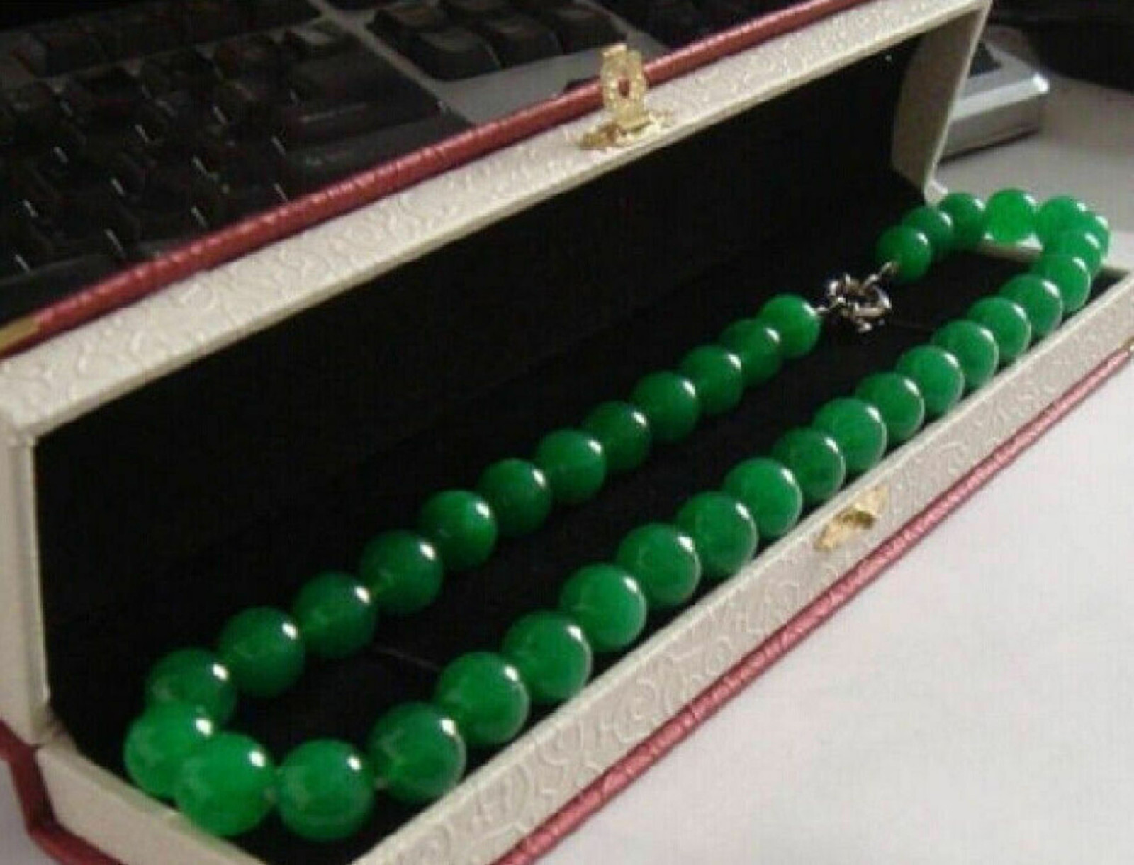 Long 18 Inches 10mm Natural Green Jade Round Bead Necklaces AAA+