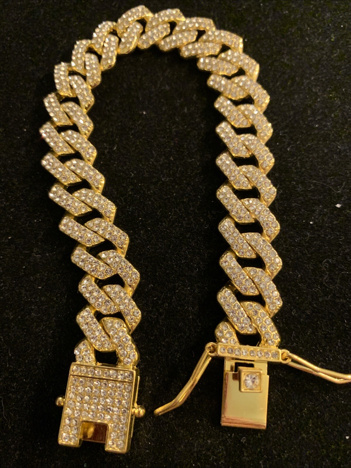 New Iced Out 18k GF 8mm Chain Bracelet With Safety Clasp 8.5 Inches-Unisex